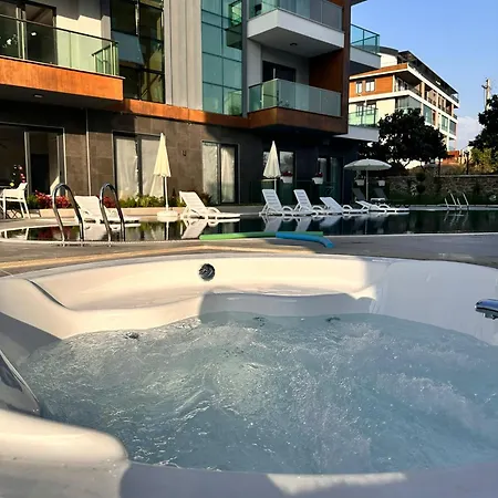 Silence Garden Apartment
